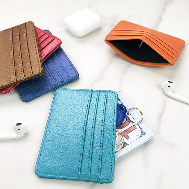 Cienki mini portfel ze skóry P – Slim Card Slot Case recenzja i cena